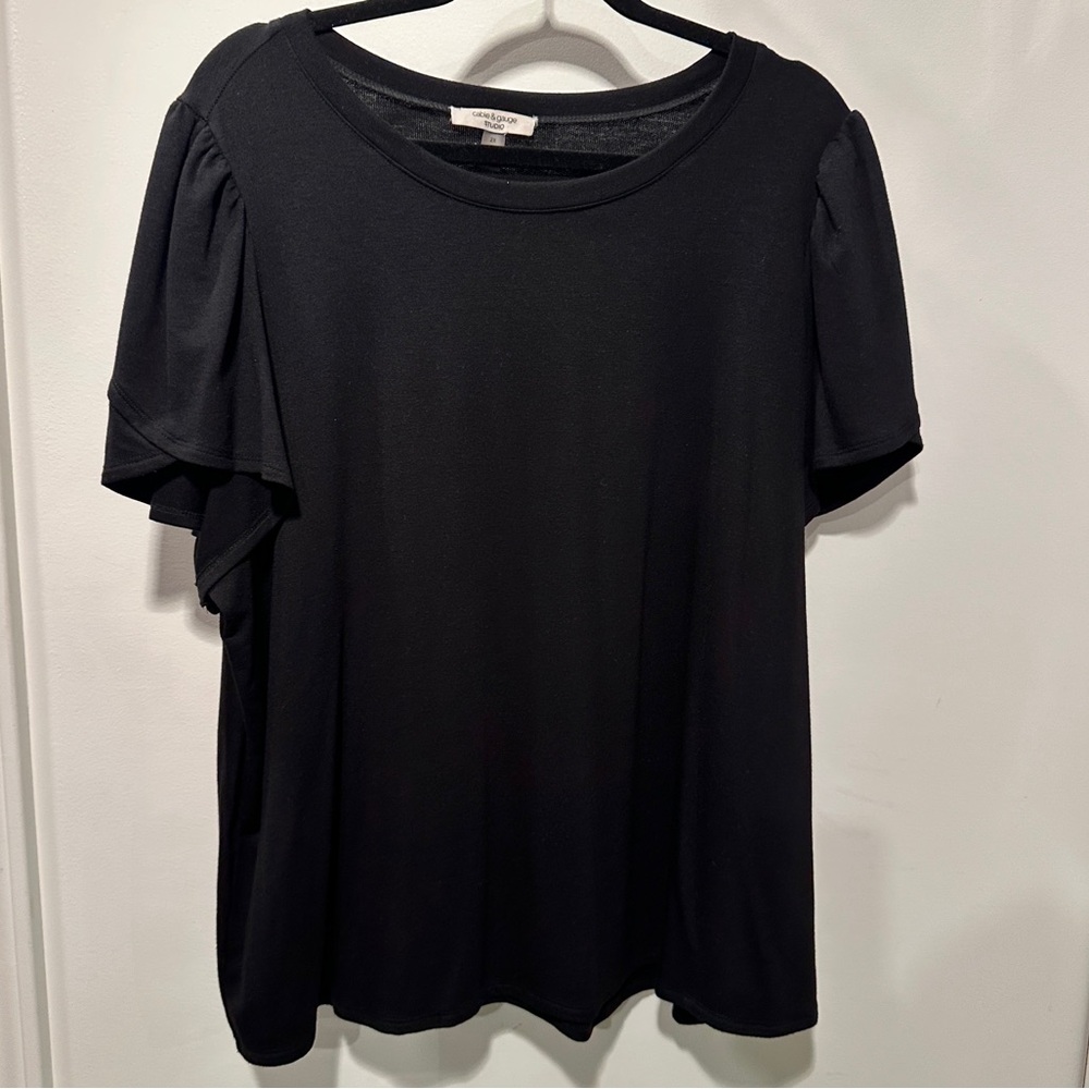 Cable & Gauge Elegant Black Puff Sleeve Blouse 2X
